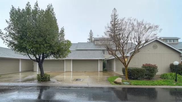 MLS: 19003018 Condo For Sale