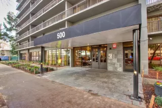 Photo #1: 19050894 Listing