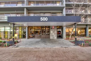 Photo #2: 19050894 Listing