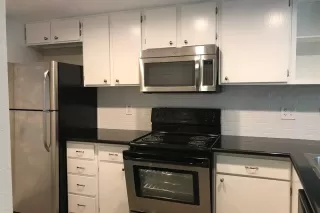 Photo #4: 19054199 Listing 