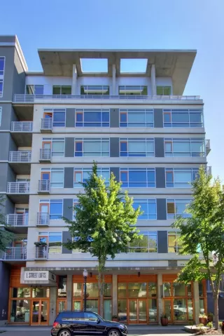 Photo #3: 19055927 Listing 