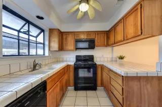 Photo #4: 19064859 Listing 