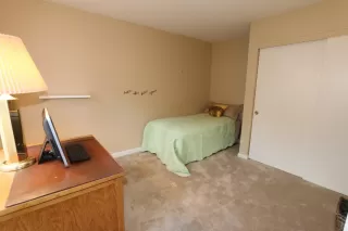 Photo #5: 19065820 Listing