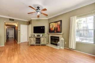 Photo #3: 19066020 Listing 