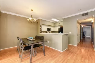 Photo #5: 19066020 Listing 