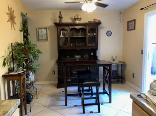 Photo #4: 19068648 Listing 