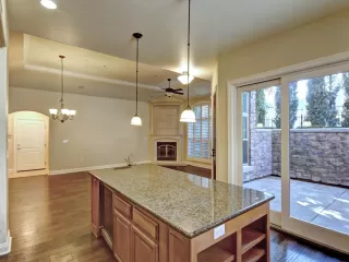 Photo #3: 19069349 Listing 