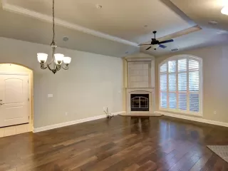 Photo #5: 19069349 Listing 