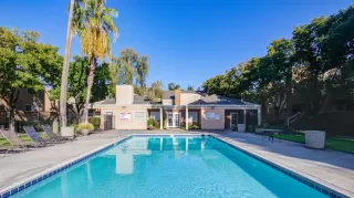 Photo #3: 19069652 Listing