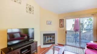 Photo #5: 19069652 Listing