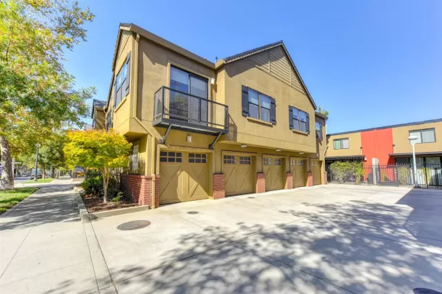 MLS: 19070532 Condo For Sale