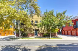 Photo #1: 19070532 Listing