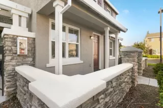 Photo #5: 19070996 Listing 