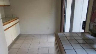 Photo #6: 19071273 Listing