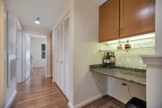 Photo #4: 19071497 Listing 