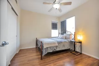 Photo #5: 19071497 Listing 