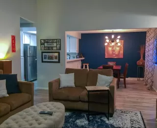 Photo #1: 19073633 Listing