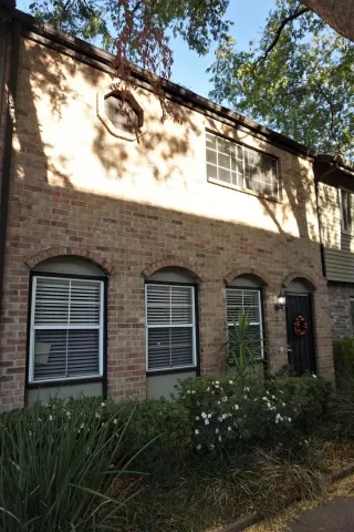 Photo #2: 19074024 Listing 