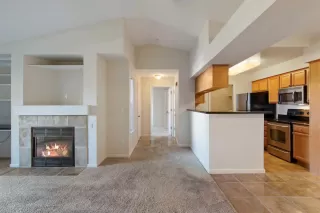 Photo #4: 19074300 Listing