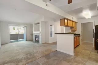Photo #6: 19074300 Listing