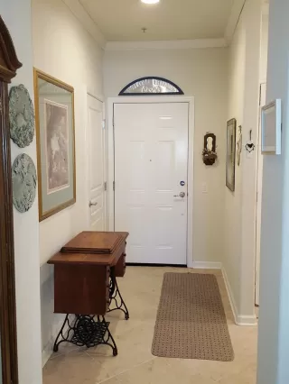 Photo #2: 19074802 Listing