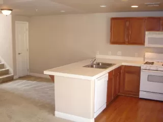 Photo #2: 19075397 Listing