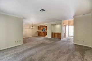 Photo #3: 19075867 Listing 