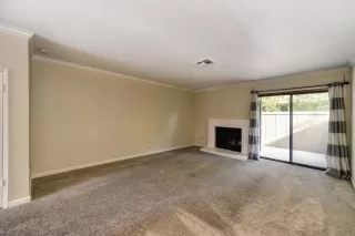 Photo #5: 19075867 Listing 