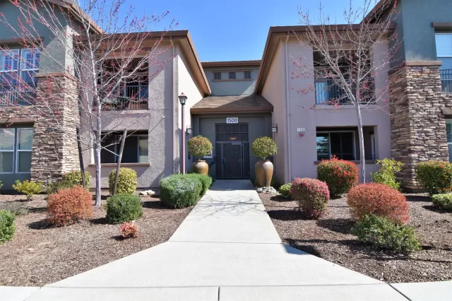 MLS: 19076263 Condo For Sale