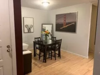 Photo #5: 19076341 Listing 