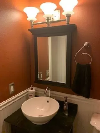 Photo #6: 19076341 Listing 