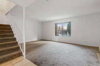 Photo #1: 19076639 Listing 
