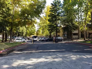 Photo #6: 19076843 Listing