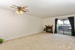 Photo #4: 19077343 Listing