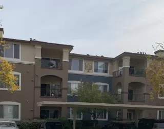 Photo #3: 19077608 Listing