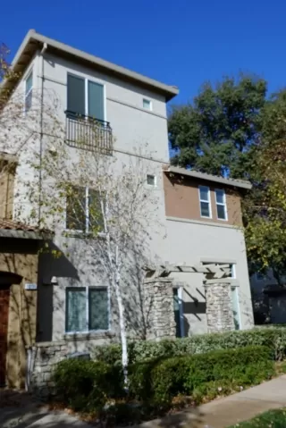 Photo #2: 19077954 Listing 