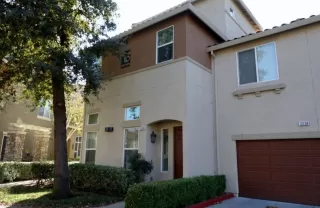 Photo #5: 19077954 Listing 