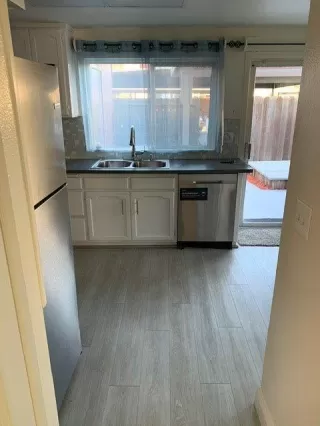 Photo #3: 19077986 Listing 