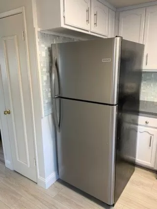 Photo #4: 19077986 Listing 