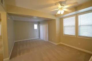 Photo #2: 19078455 Listing