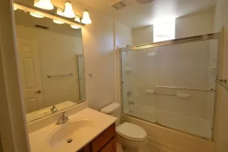 Photo #3: 19078455 Listing