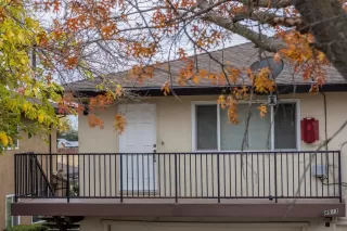 Photo #1: 19079064 Listing