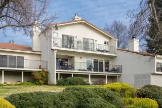 Photo #4: 19079183 Listing 