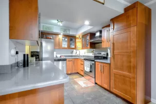 Photo #1: 19079256 Listing 