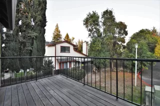 Photo #2: 19079523 Listing