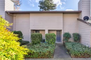 Photo #4: 19079533 Listing 