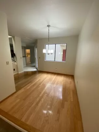 Photo #6: 19079737 Listing