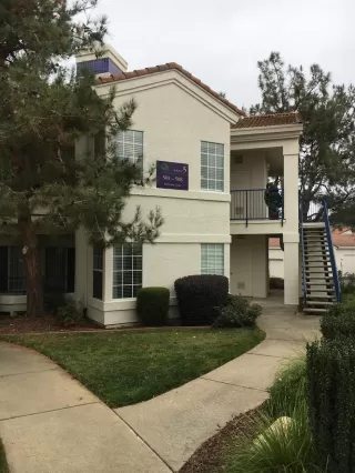 Photo #4: 19080043 Listing 