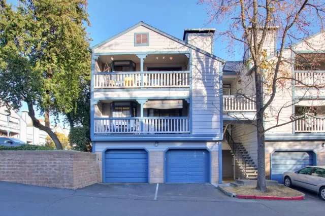 MLS: 19080142 Condo For Sale