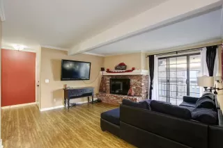 Photo #2: 19080142 Listing